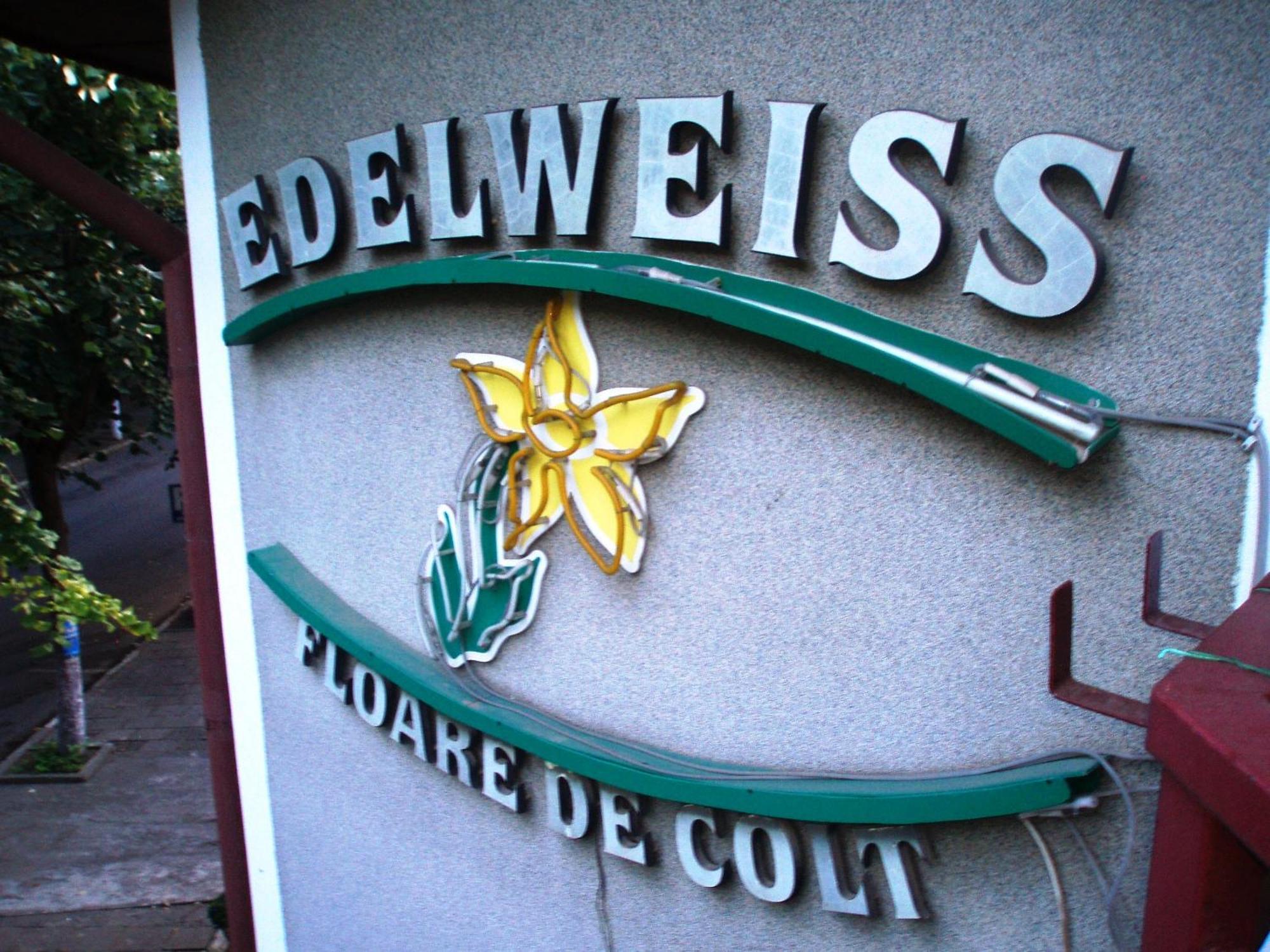 Pension Edelweiss ภายนอก รูปภาพ